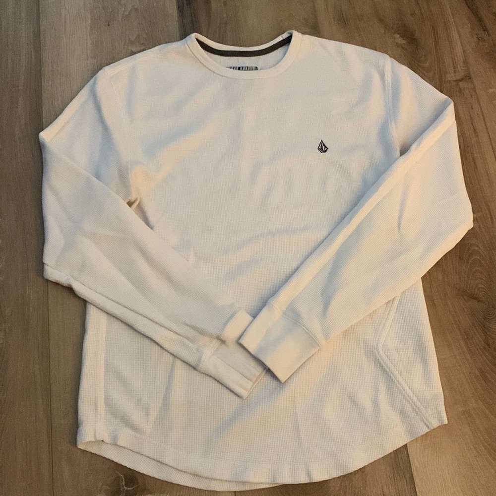 Volcom men’s long sleeve, size L